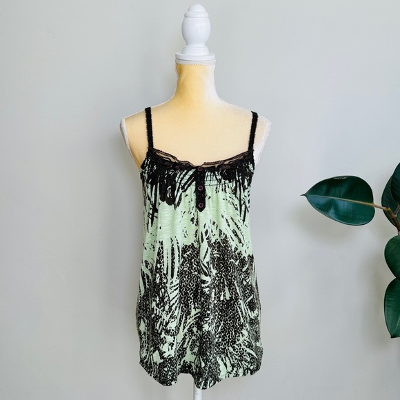 Kimchi Blue Tops - Kimchi Blue Y2K spaghetti strap lace trim top